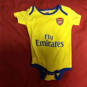 ARSENAL FC baby onesie NWOT
